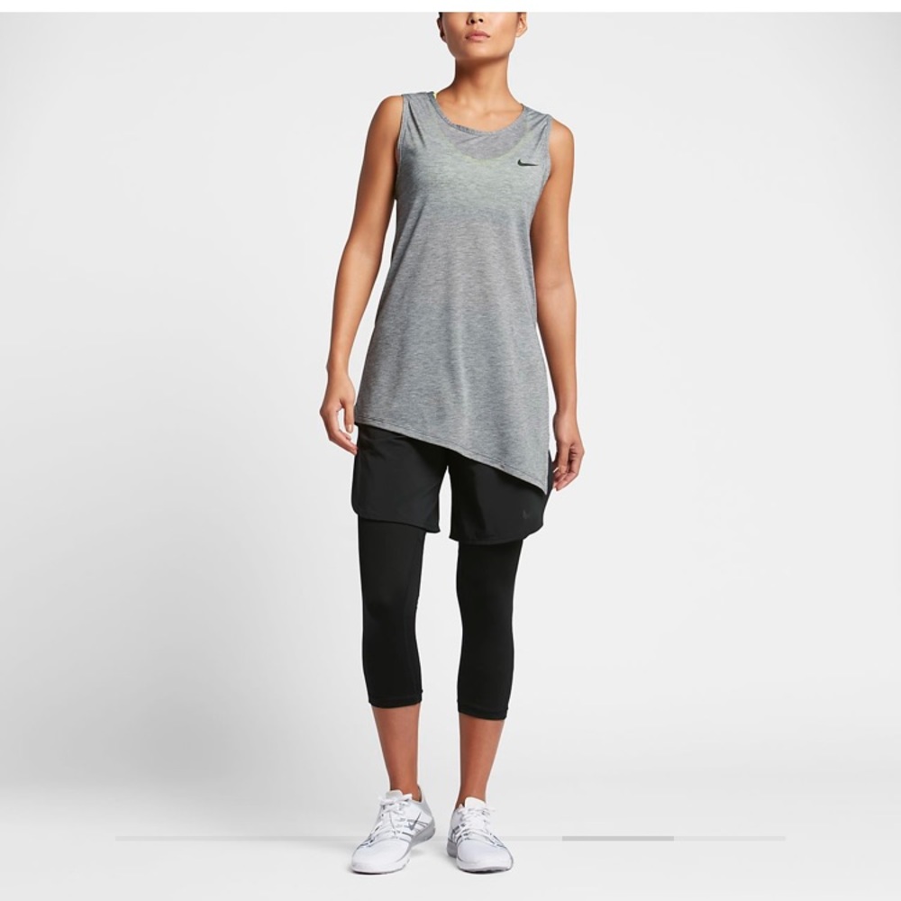 Nike women’s breathe training tank